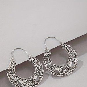 Vintage Boho Flower Carved Hoop Dangle Earrings